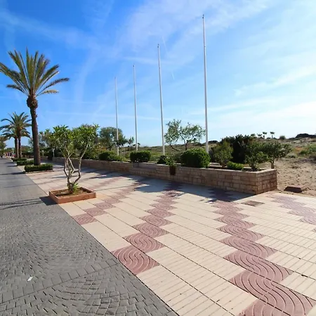 Global Properties, Con Piscina Y Terraza En Canet Playa Apartment Canet d'En Berenguer