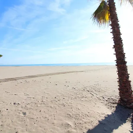 Global Properties, Con Piscina Y Terraza En Canet Playa Apartment *