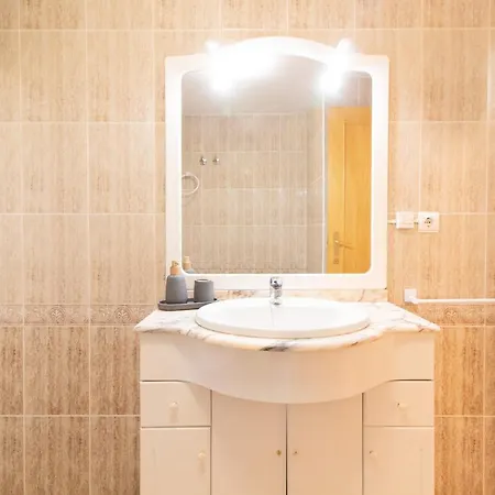 Global Properties, Con Piscina Y Terraza En Canet Playa